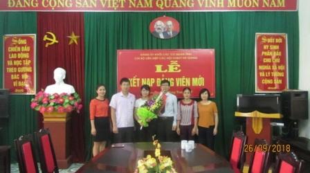 Chi bộ Liên hiệp các Hội Khoa học và Kỹ thuật Hà Giang tổ chức Lễ kết nạp Đảng viên mới